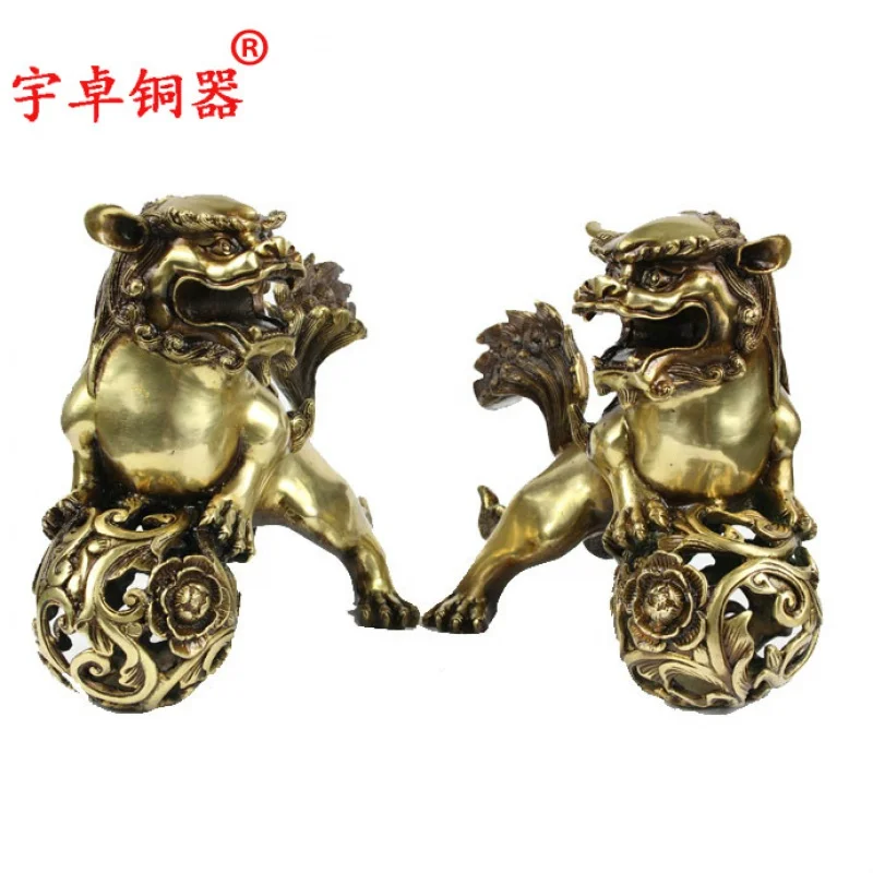 

Pure Copper Lion Yellow Copper Lion Copper Beijing Lion Copper Lion Crafts Decoration Lion Playing Ball