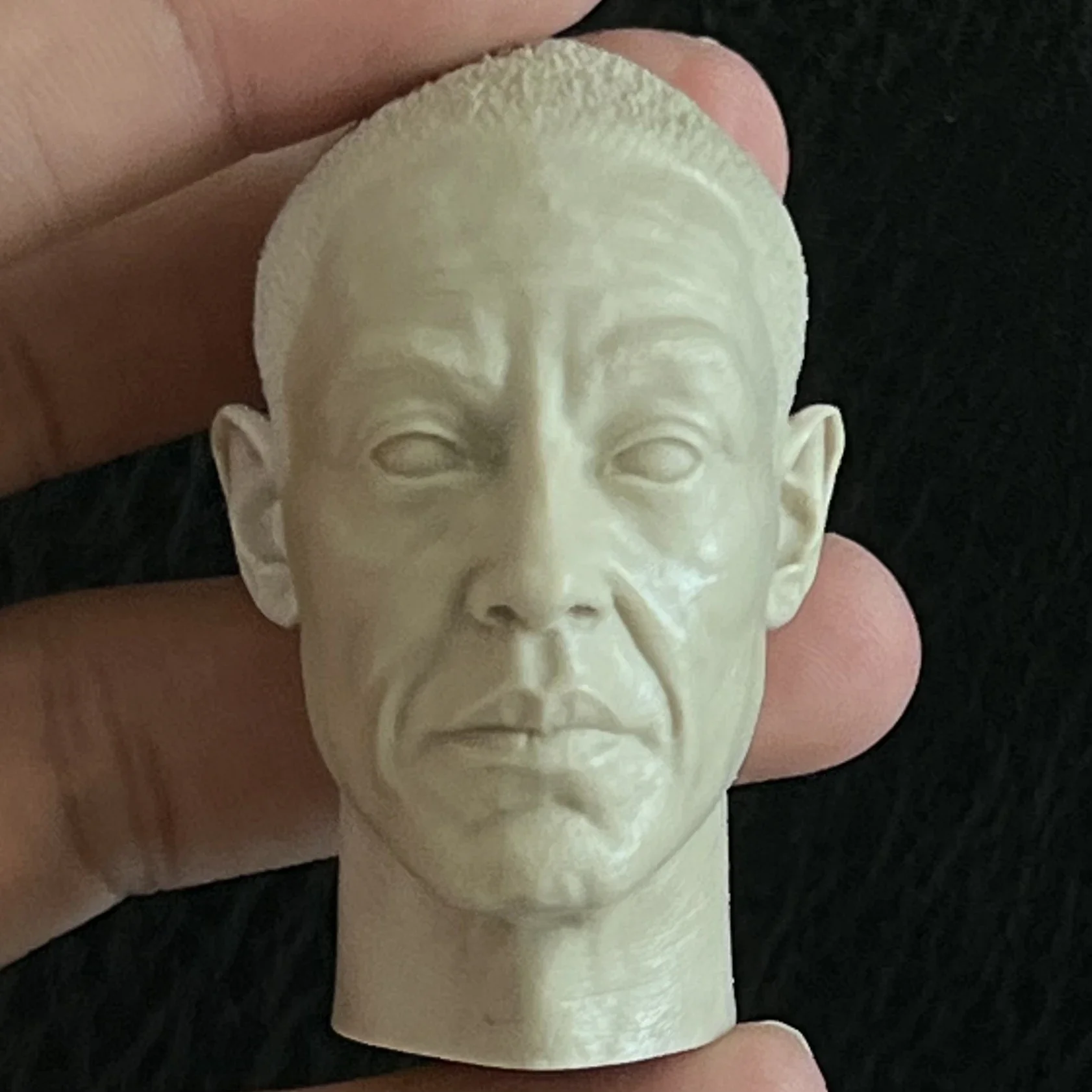 1:6 комплект-головоломка из литой смолы фигурка головы (Gus Fring) неокрашенная