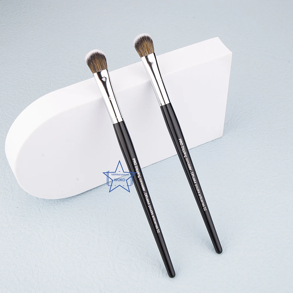 

s52 Eye Concealer Brush High Quality Angled Concealer Brush Professional Concealer Blending Brush Small Concealer Brush