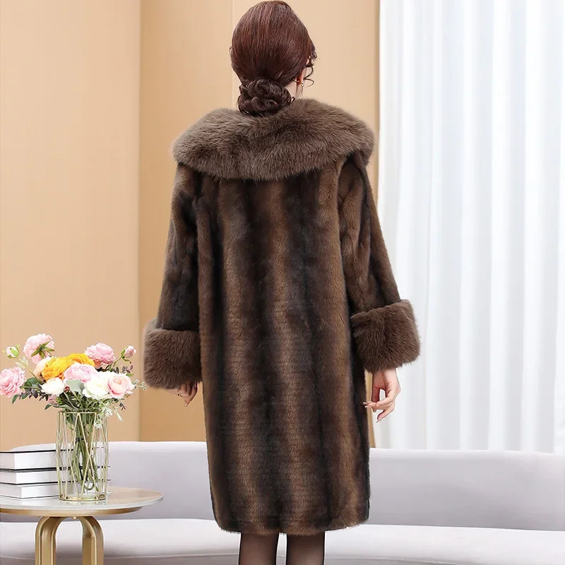 Зимнее утепленное норковое пальто куртка для женщин среднего возраста пожилых