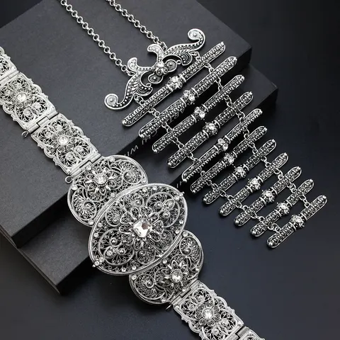 Комплект кавказских украшений Sunspicems