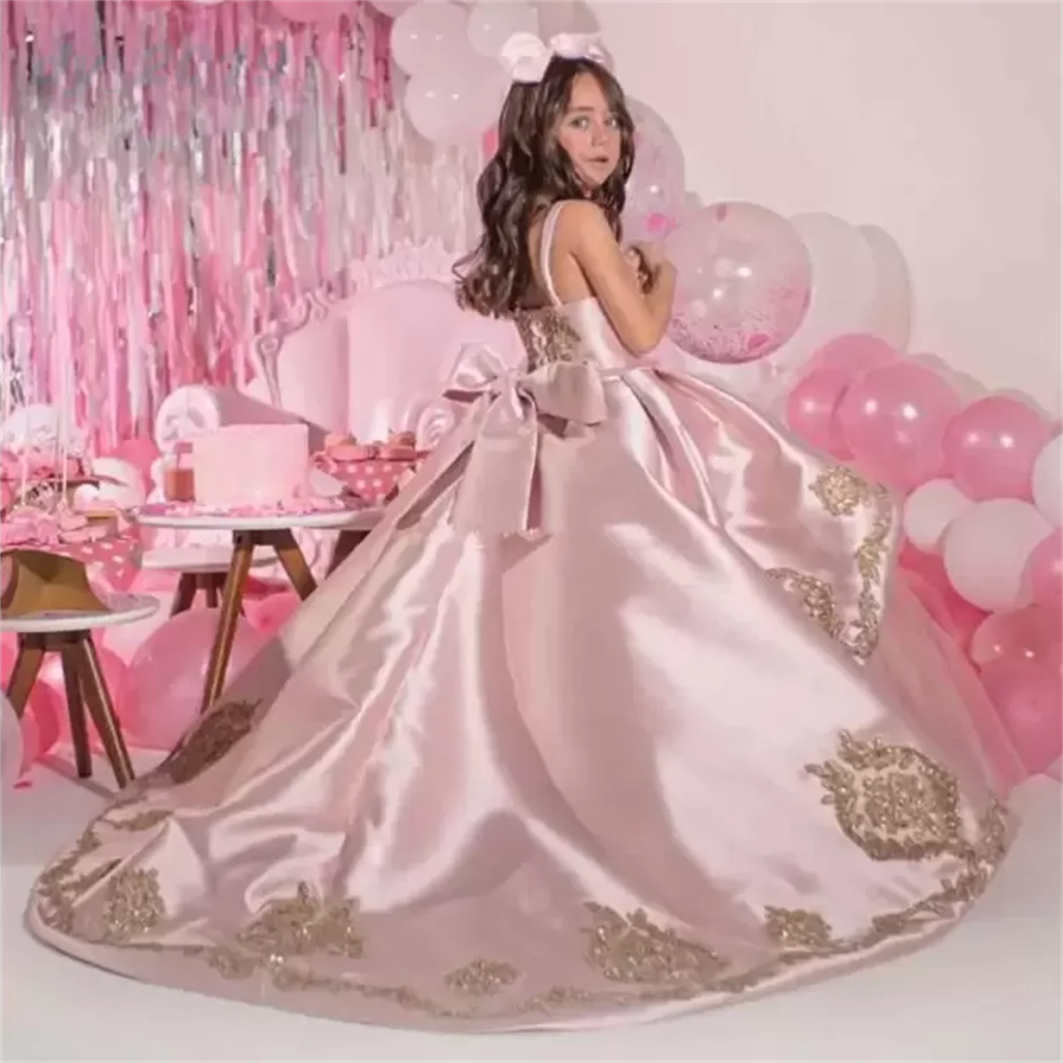 

Розовое Бальное платье с бисером, платья для девочек на тонких бретельках, платье принцессы с цветами для девочек, блестящее детское платье для первого причастия