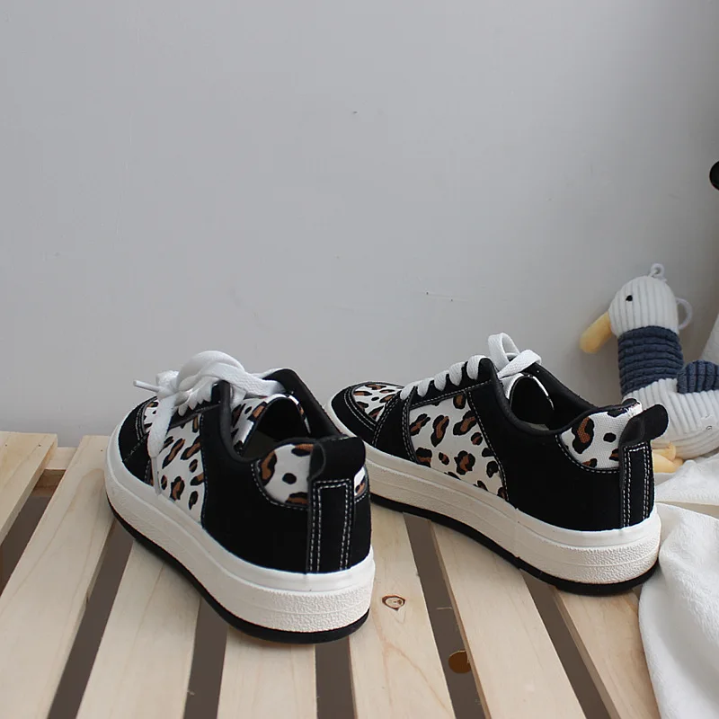 

2023 Canvas Leopard Platform Shoes Women Casual High Street Skateboard Shoes Lace-Up Non-slip Ladies Fashion Footwear