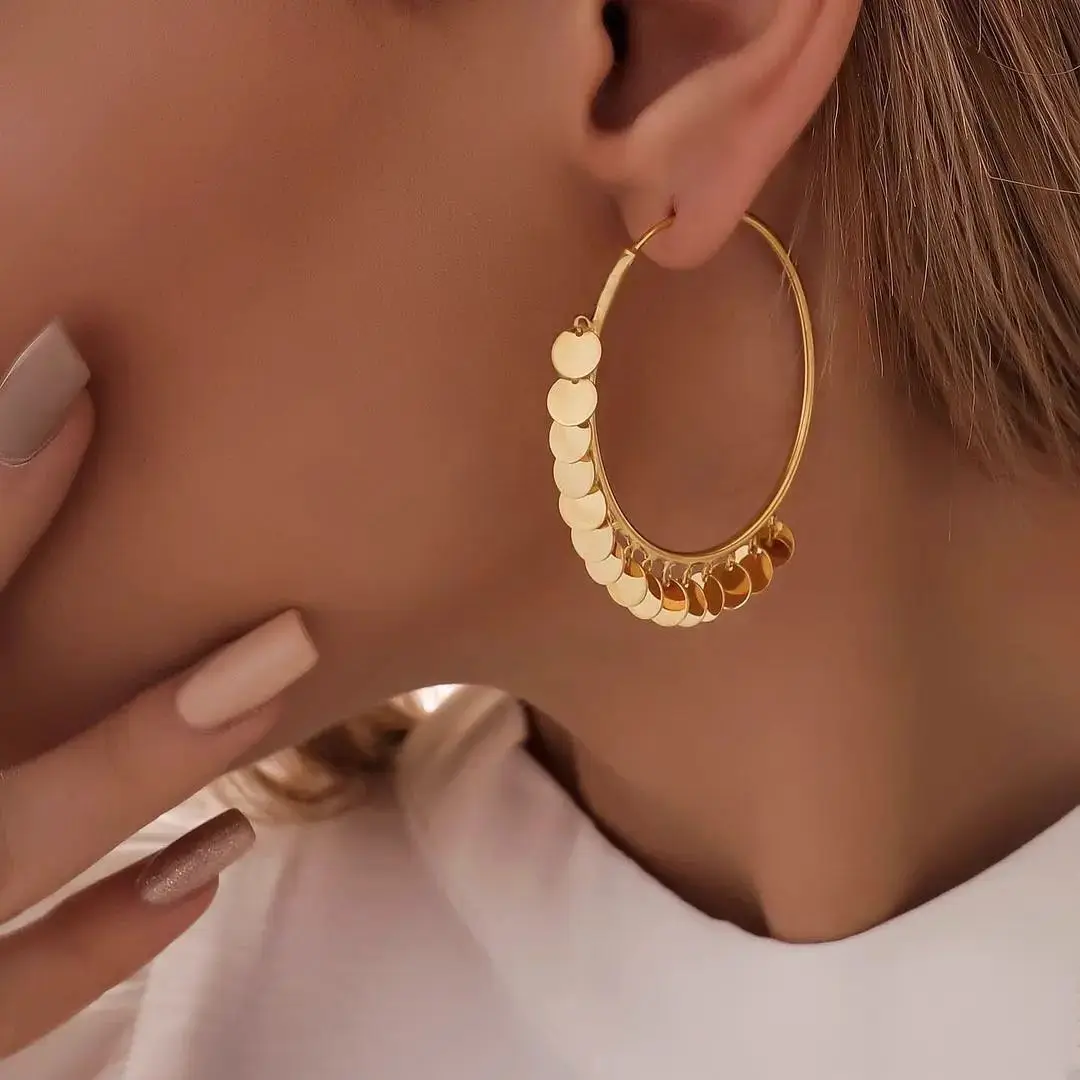 

Exaggerated Golden Circle Fringed Earrings INS Fashion Temperament Small Niche Design Large Circle Earrings For Women