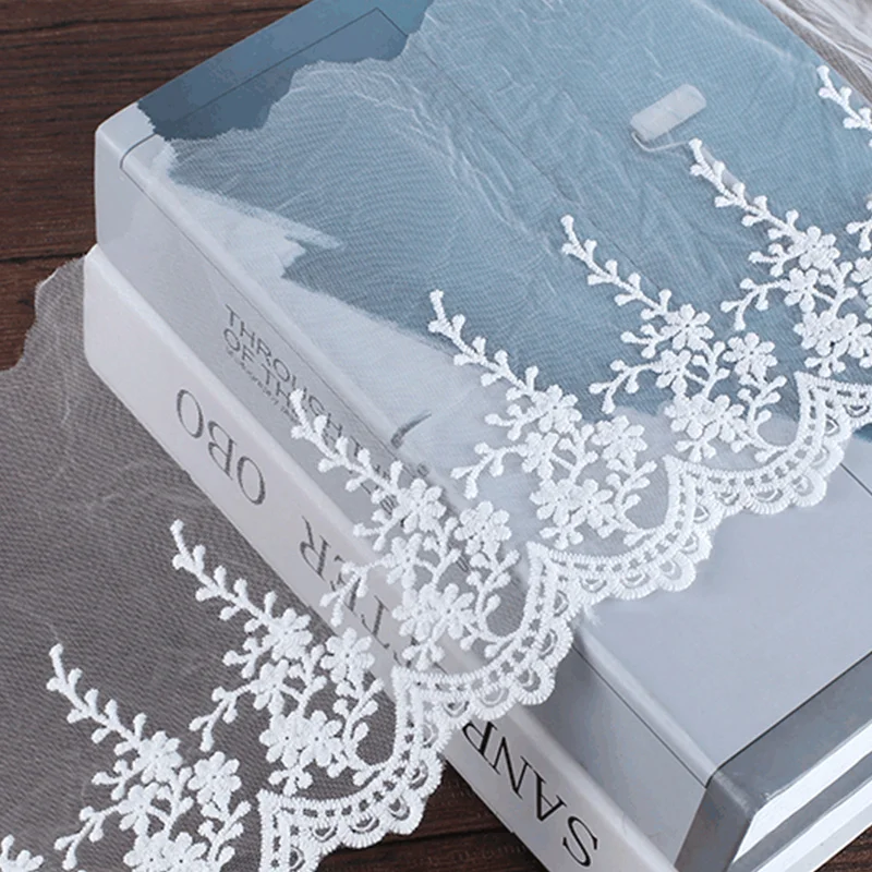 Молочная Шелковая Кружевная Отделка С Вышитым Цветком Приложение Белое