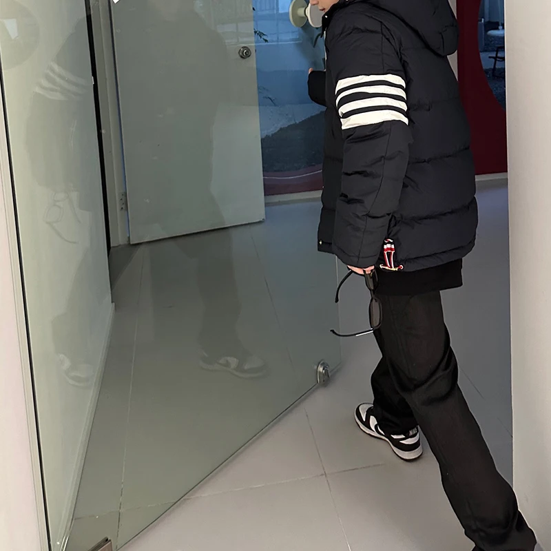 Winter Men's Down Coat Original Striped Design Luxury Brand TB Down Jacket High Quality Famous Tops Men Solid Puffer Coats