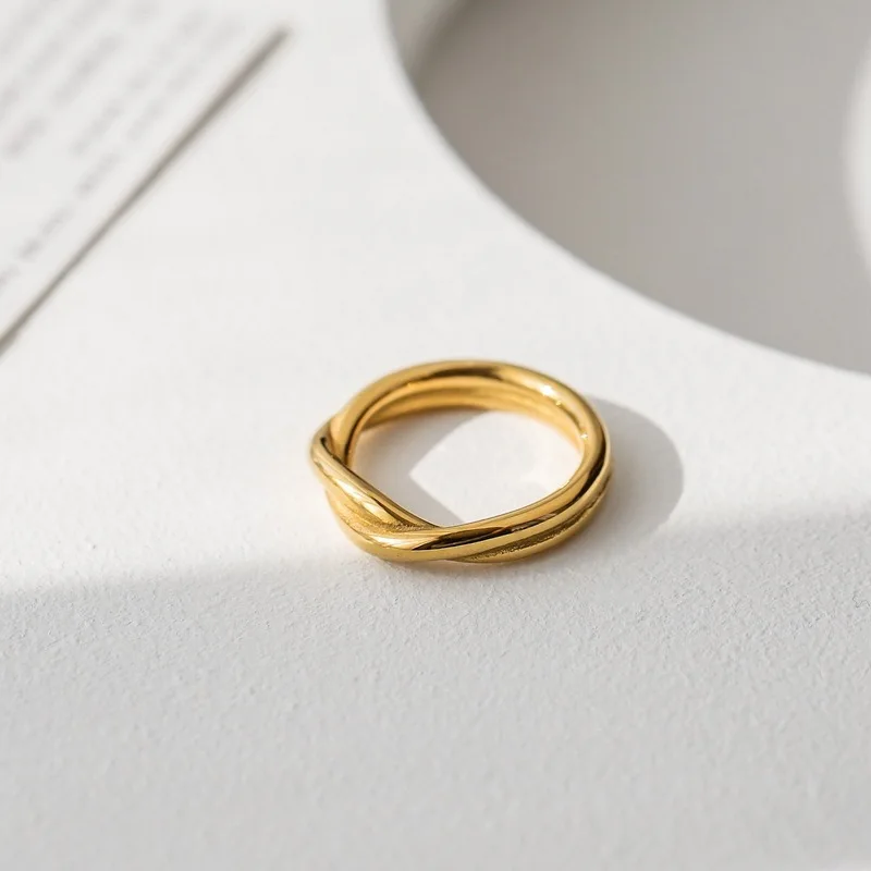

Double-layer Cross-wound Ring Female Titanium Steel Gold-plated Index Finger Middle Finger