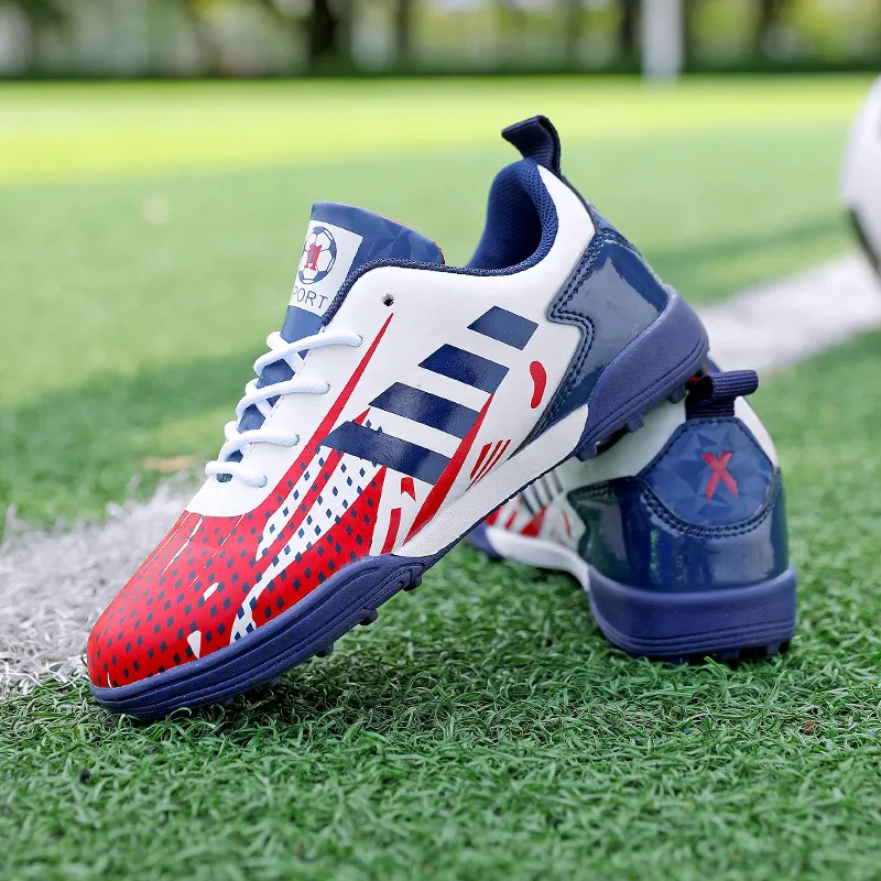 2022 Fashion Red Triples Printed Children's Football Boots Outdoor Futsal Shoes Turf Soccer Sneakers for Kids Boys basket enfant