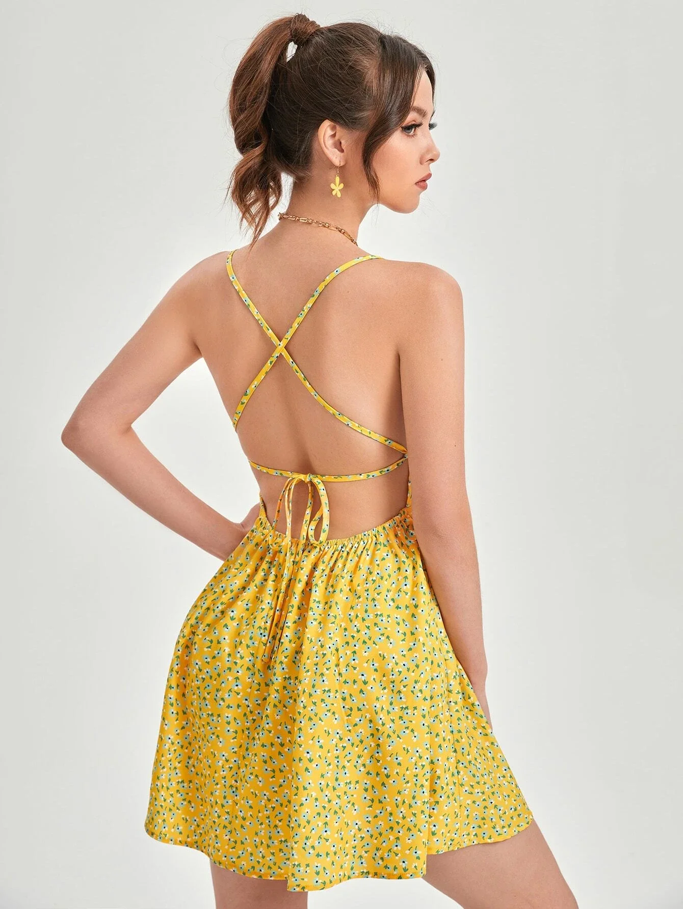 

Lace Up Floral Cami Dress
