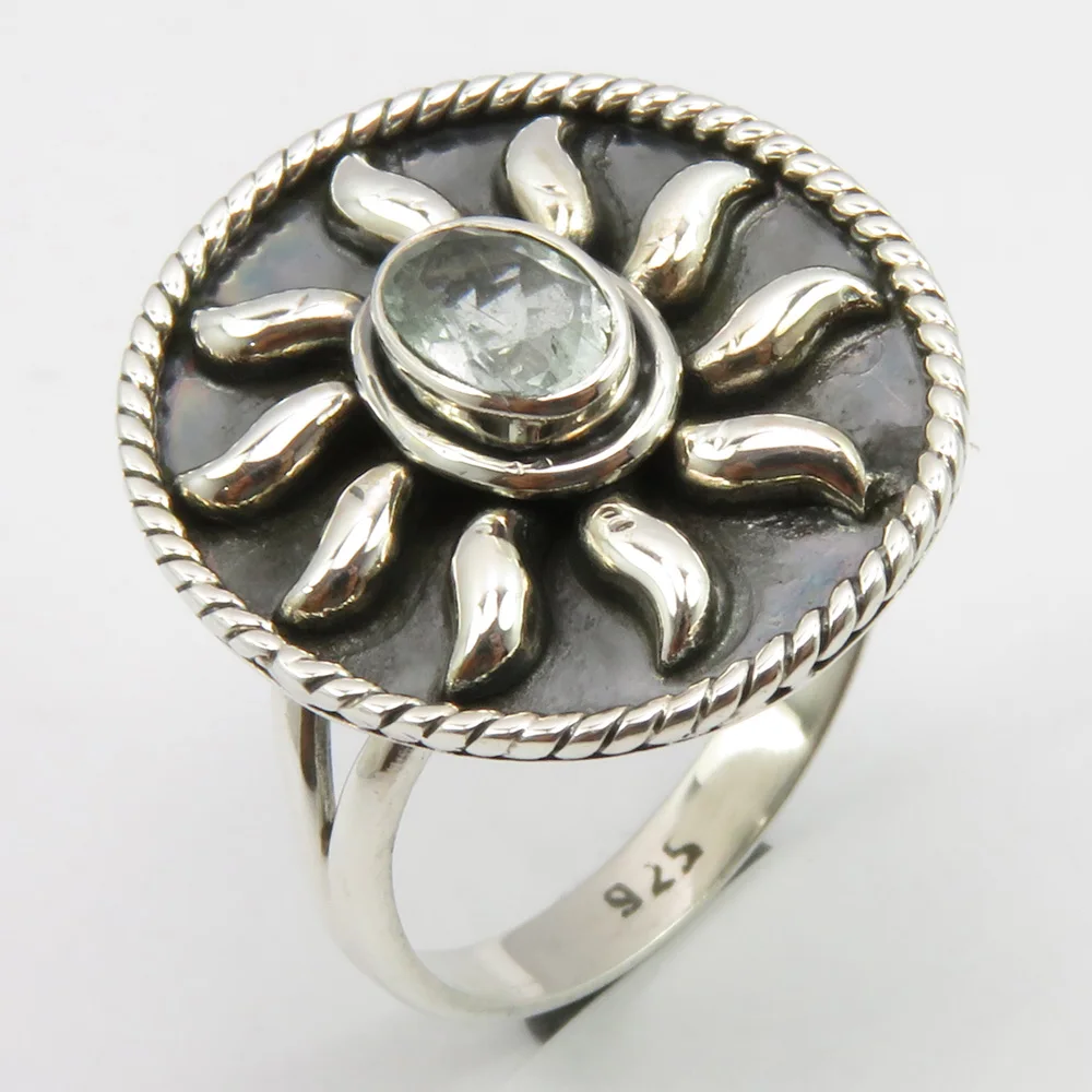 

Semi-precious Stone Ring Size 6.75 4.3 Gram