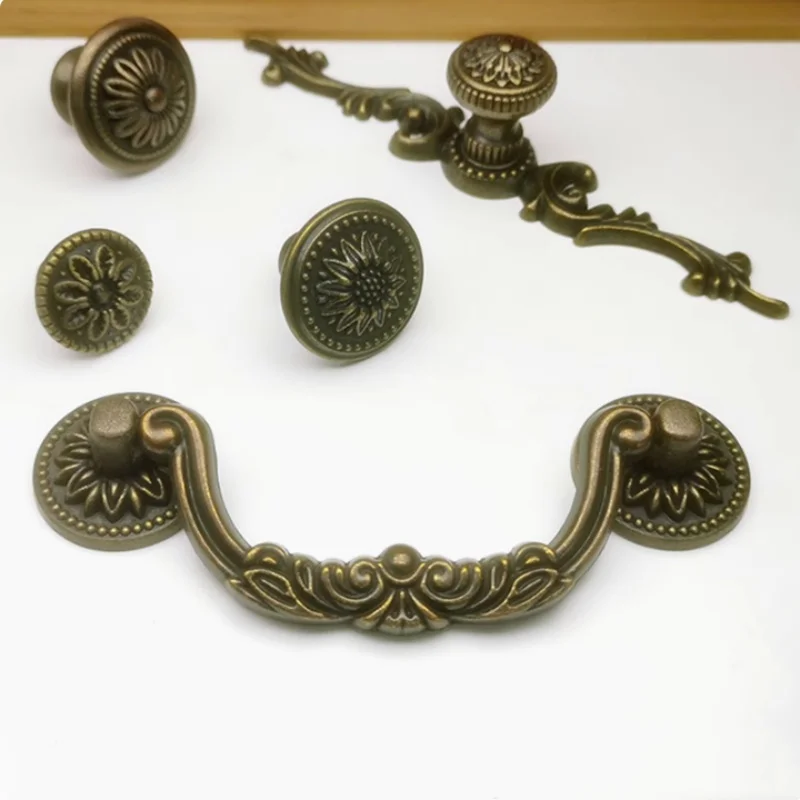 Ручка для шкафа FMHOME бронзовая