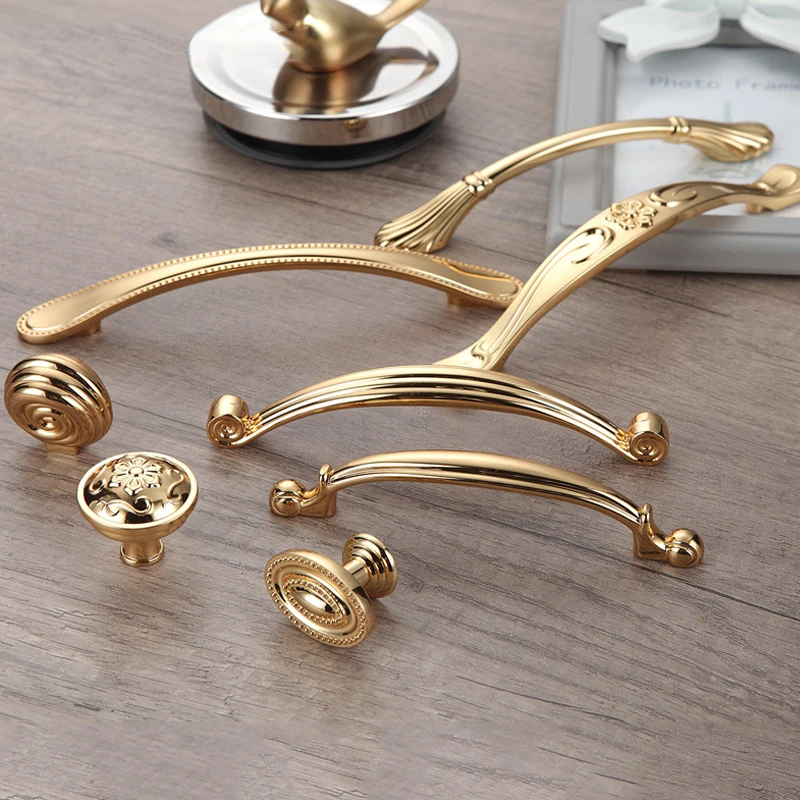 

Luxury Gold 4PCS European Zinc Alloy Furniture Handles Drawer Pulls Cupboard Wardrobe Kitchen Shoe TV Wine Cabinet Pulls Knobs