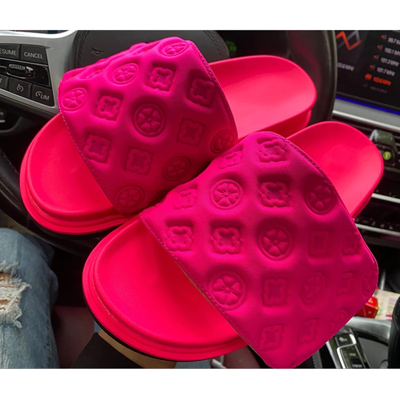 

2022 Fashion Women Slippers Street Punk Outdoor Sandals Fretwork Mules Sides Flip Flops Summer Casual Shoes For Female