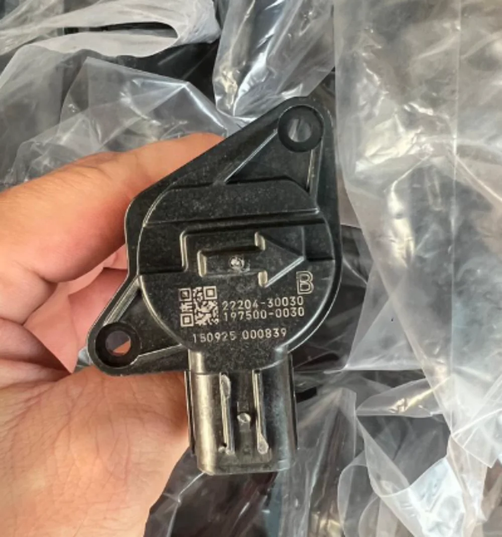 

10 шт. новый датчик расхода воздуха 22204-30030 2220430030 для Hilux, Yaris GUN125 Hiace Corolla Land Cruiser