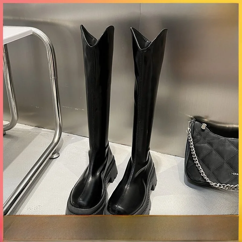 Модные женские сапоги на толстой подошве 2023 осень и зима новые высокие с открытым