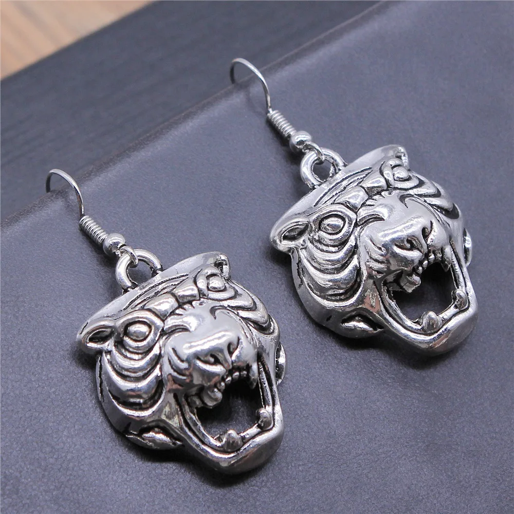 

Tiger Earrings Ear Stud Drop Tassel Chain Handmade,Silver Color,Women Jewelry Accessory Pendant Gift Wholesale