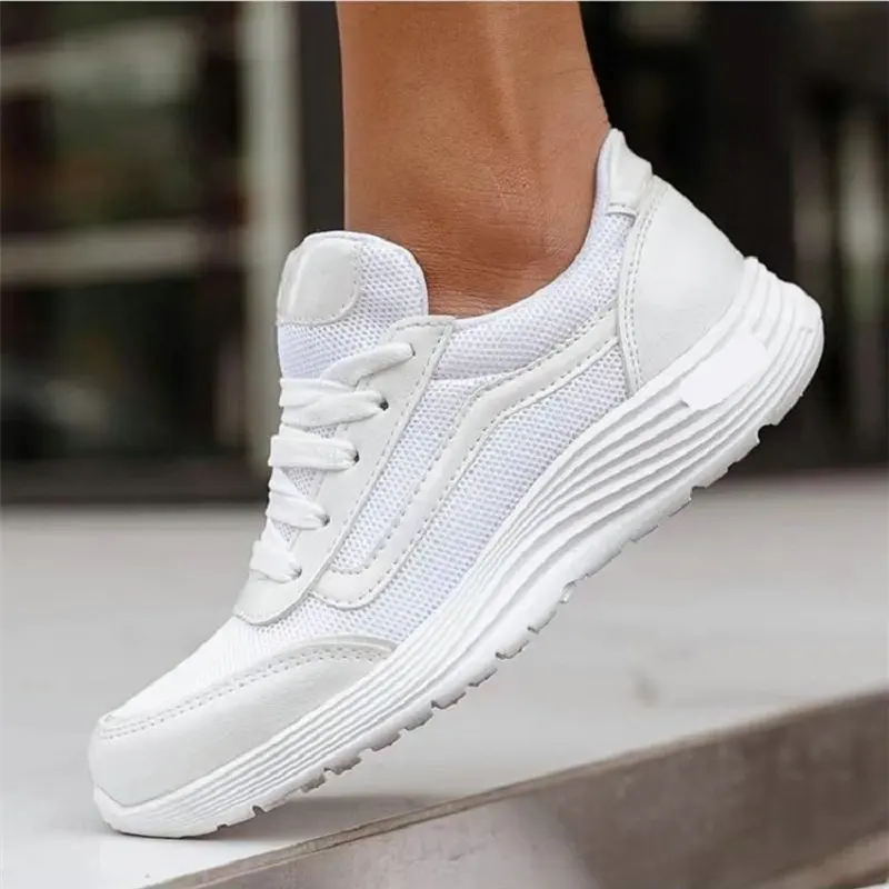 New Shoes Pink Breathable Mesh Women's Casual Sports Shoes Soft soles Versatile Lightweight Non slip Training Running Shoes Wome