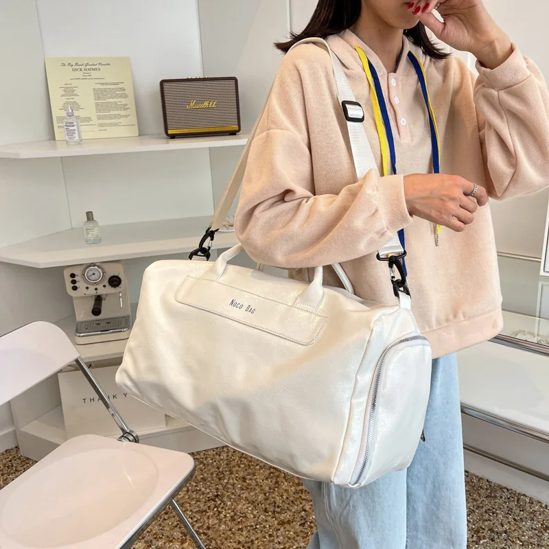 Large capacity travel bag for women sports fitness bag new luggage bags women crossbody Gym weekend duffle handbag