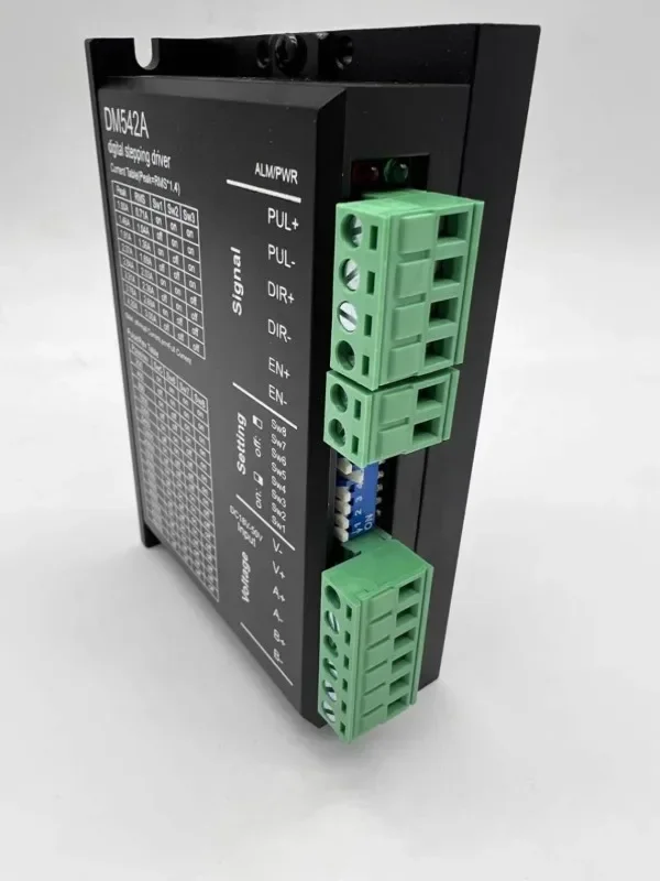 Фото Драйвер Lei Sai DM542A для шаговых двигателей Dongguan Xinnong 57, серии SST59D3 и SST42D №4