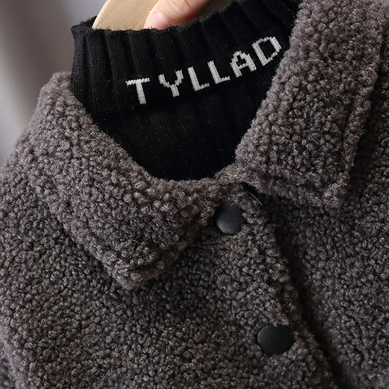 Пальто для мальчиков осень-зима модная Утепленная зимняя куртка на флисовой