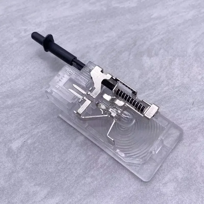 

Suitable for Buick Hideo Cruze New Regal New LaCrosse New GL8S Glove Box Light Storage Box Light Glove Box Light