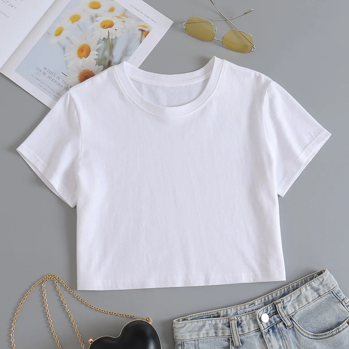 

Women O Neck Short Sleeve T Shirt 95% Cotton Casual Crop Top Summer Black/White/Red/Green 8 Colours Loose Basic Woman T-Shirts