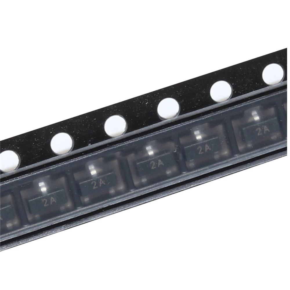 

100PCS MMBT3906 2A MMBT3906LT1G 3906 2N3906 200mA 40V SMD transistor new and original