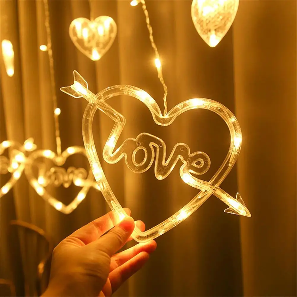 

СВЕТОДИОДНАЯ Гирлянда в форме сердца с надписью «Love»