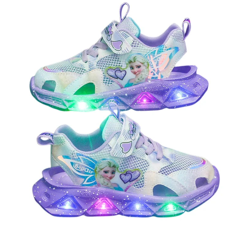 

Милые детские спортивные сандалии с мультяшным принтом «Холодное сердце», женские летние новые сетчатые детские сандалии с прорезями и защитой от ударов, сандалии Baotou для девочек