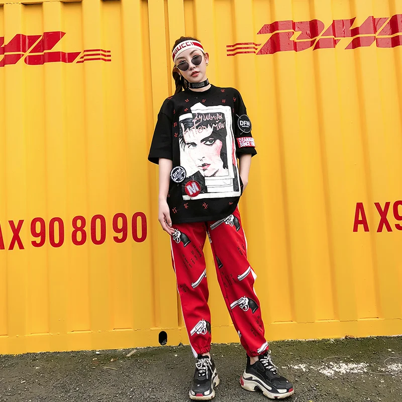 

Women's Summer New Fashion Short Sleeve Well Styled Pin On Top Of The Head Stitching Printed T-Shirt Lady Loose YZH127