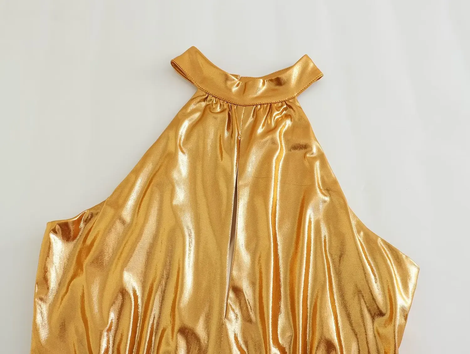 Женское позолоченное плиссированное платье-трапеция без рукавов с подвесным