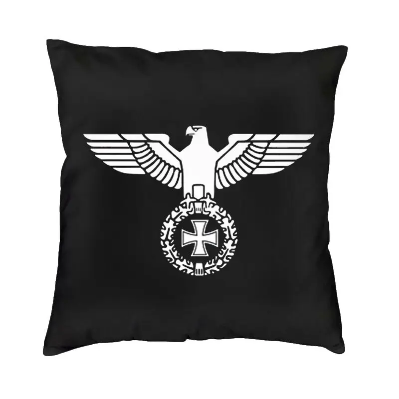 

Чехол на подушку герб Германии бархатный