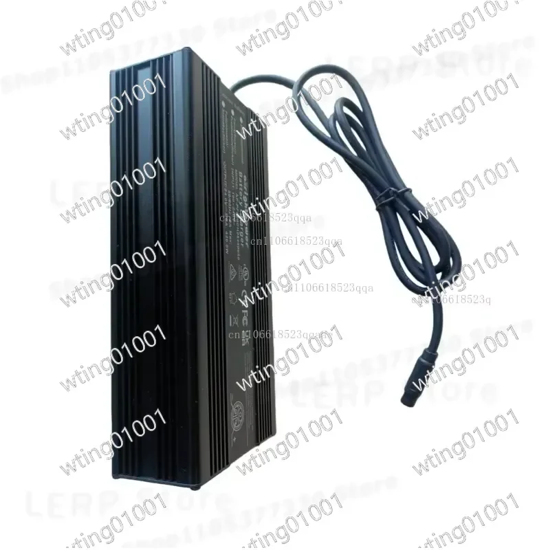 Фото Блок питания INMOTION RS 84V 5A (макс. 8A, 420W) с трехконтактным адаптером, сменный аксессуар для электросамоката №3
