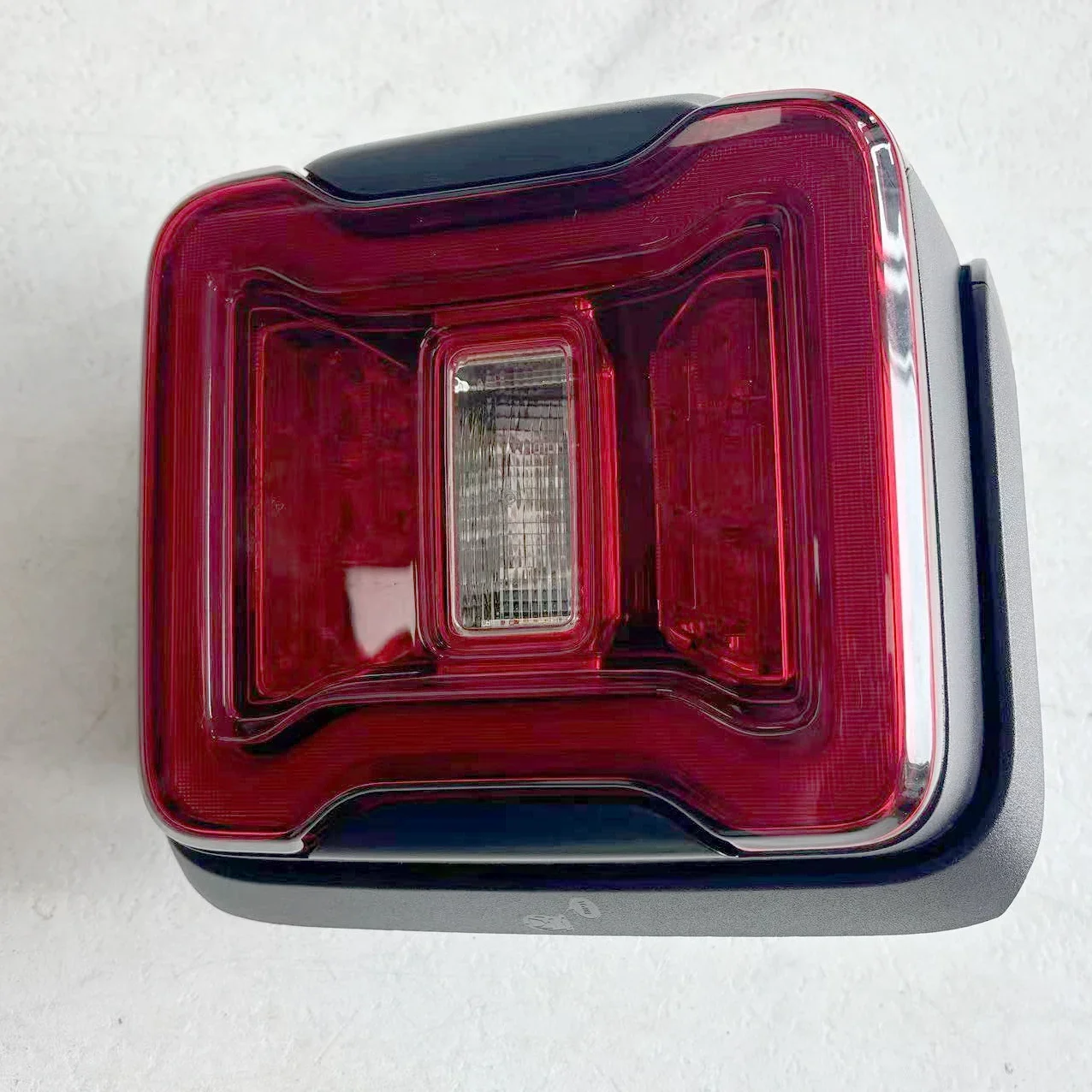 Задний фонарь JeepS WranglerSJL 392 задний JL в сборе MOPAR 68544533 АБ