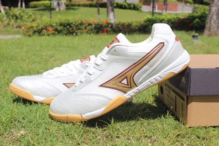 2022 Men's and Women's Table Tennis Shoes Comfortable Non-slip Training Shoes Outdoor All-match Badminton Fitness Sports Shoes