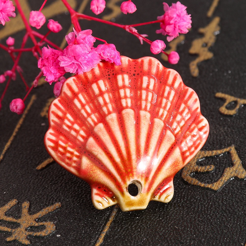 

Handmade Ceramic Scallop Pendant Beautiful Colorful Single Side Porcelain Charms for Jewelry Making Necklace Earring Accessories
