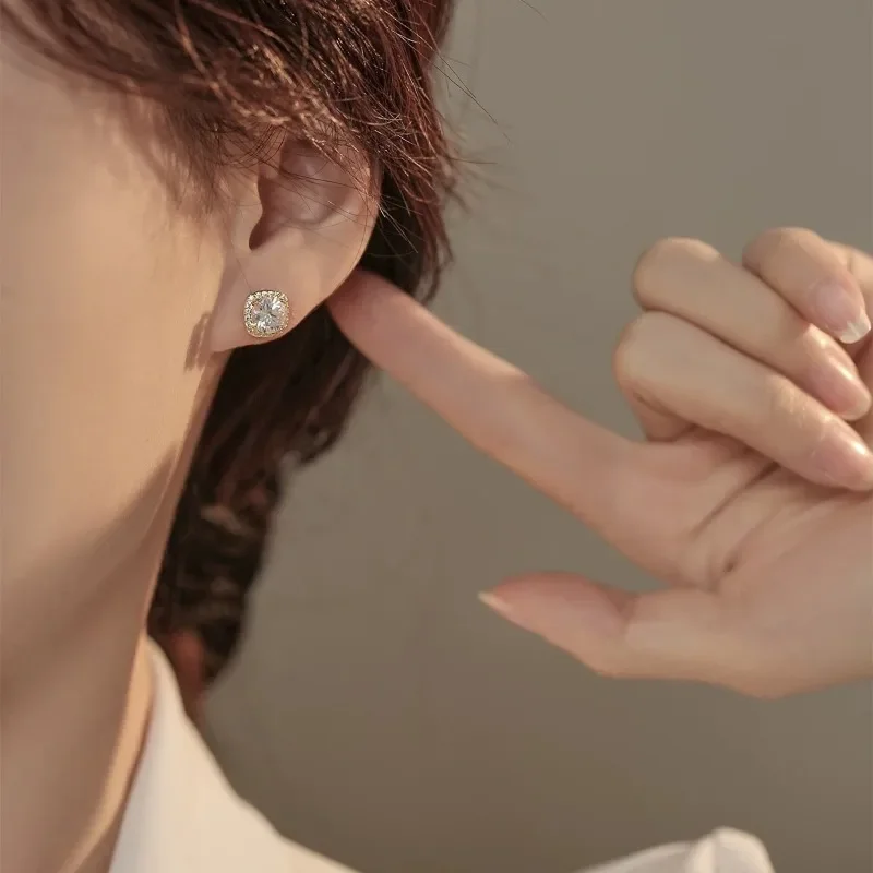 Uorich классические простые легкие роскошные позолоченные маленькие