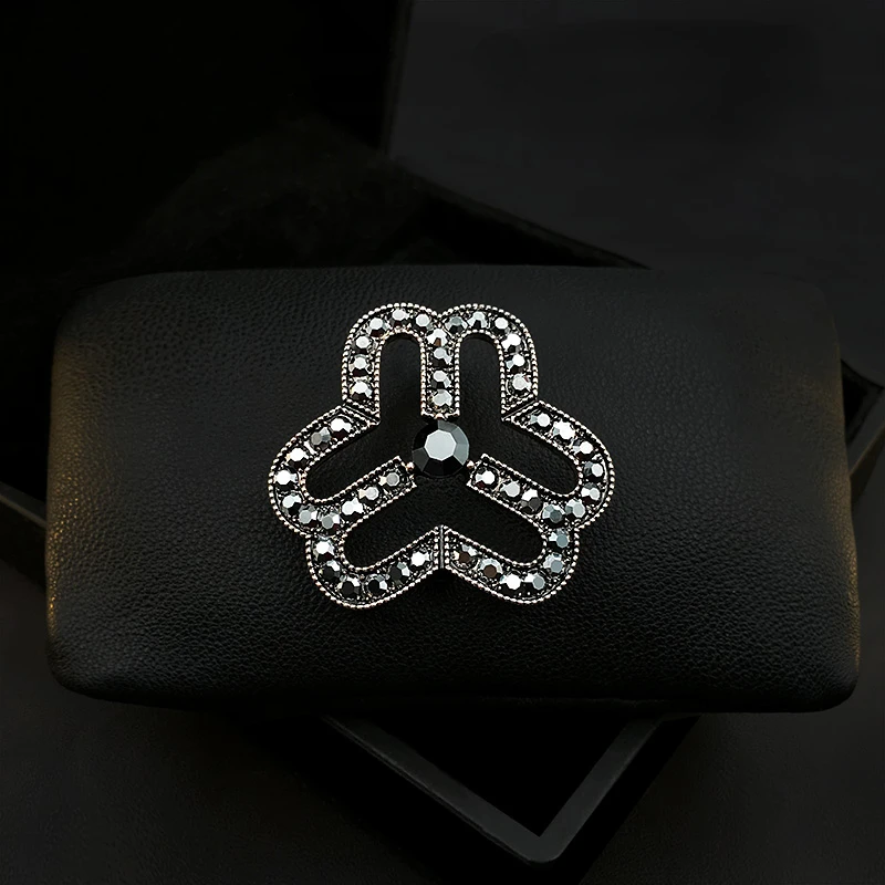 Upscale Retro Women's Federation Sign Brooch Women's Federation Commemorative Badge Corsage Pins Accessories Rhinestone Jewelry