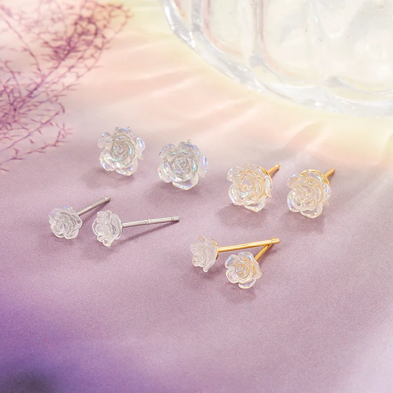 

2022 New "Cool Rose" Extremely Beautiful Aurora Laser Stud Female Small Temperament Earrings Sweet Flower Earrings