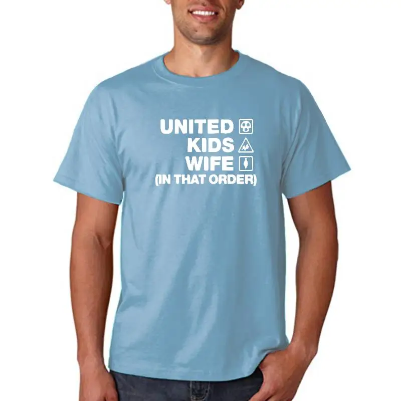 

Футболка Monchester United Clossic