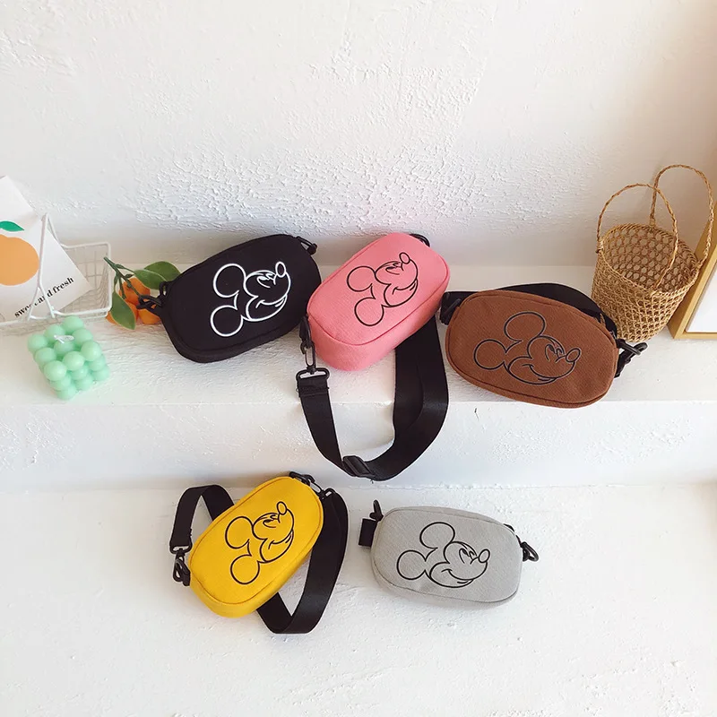 Рисунок 3 - Сумка через плечо Disney для телефона