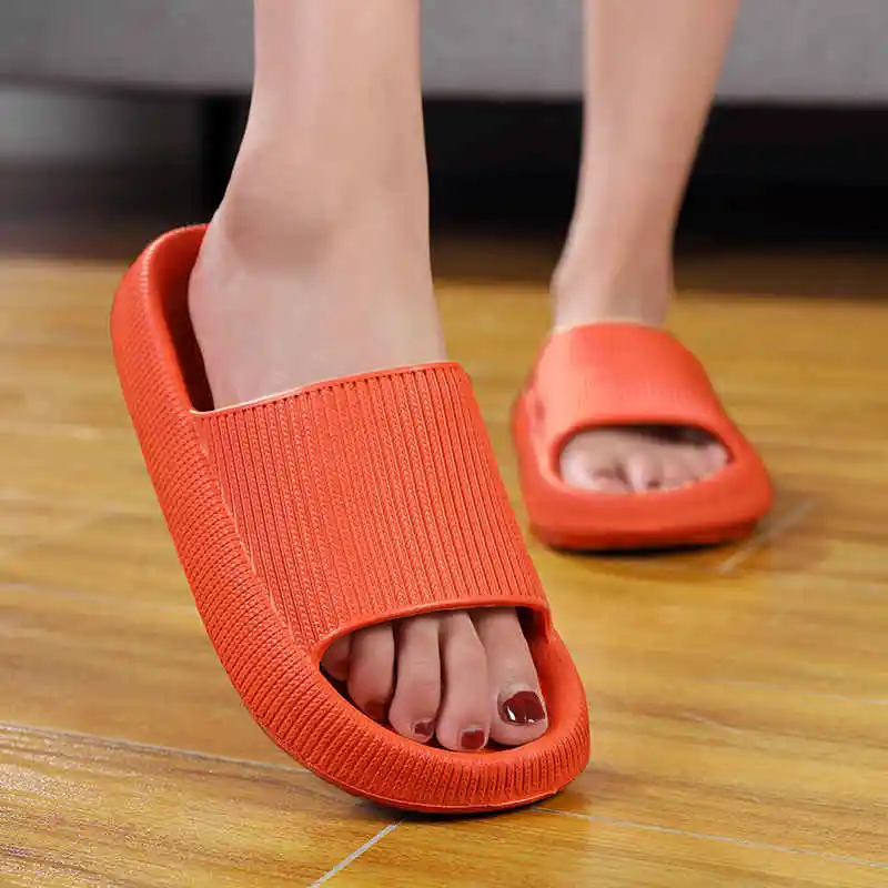 

Clog Academia Sandals For Men Designer Luxury 2023 Brand Men's Flip-Flops Luxury Brand High Quality Summer Shoes Goth Tennis