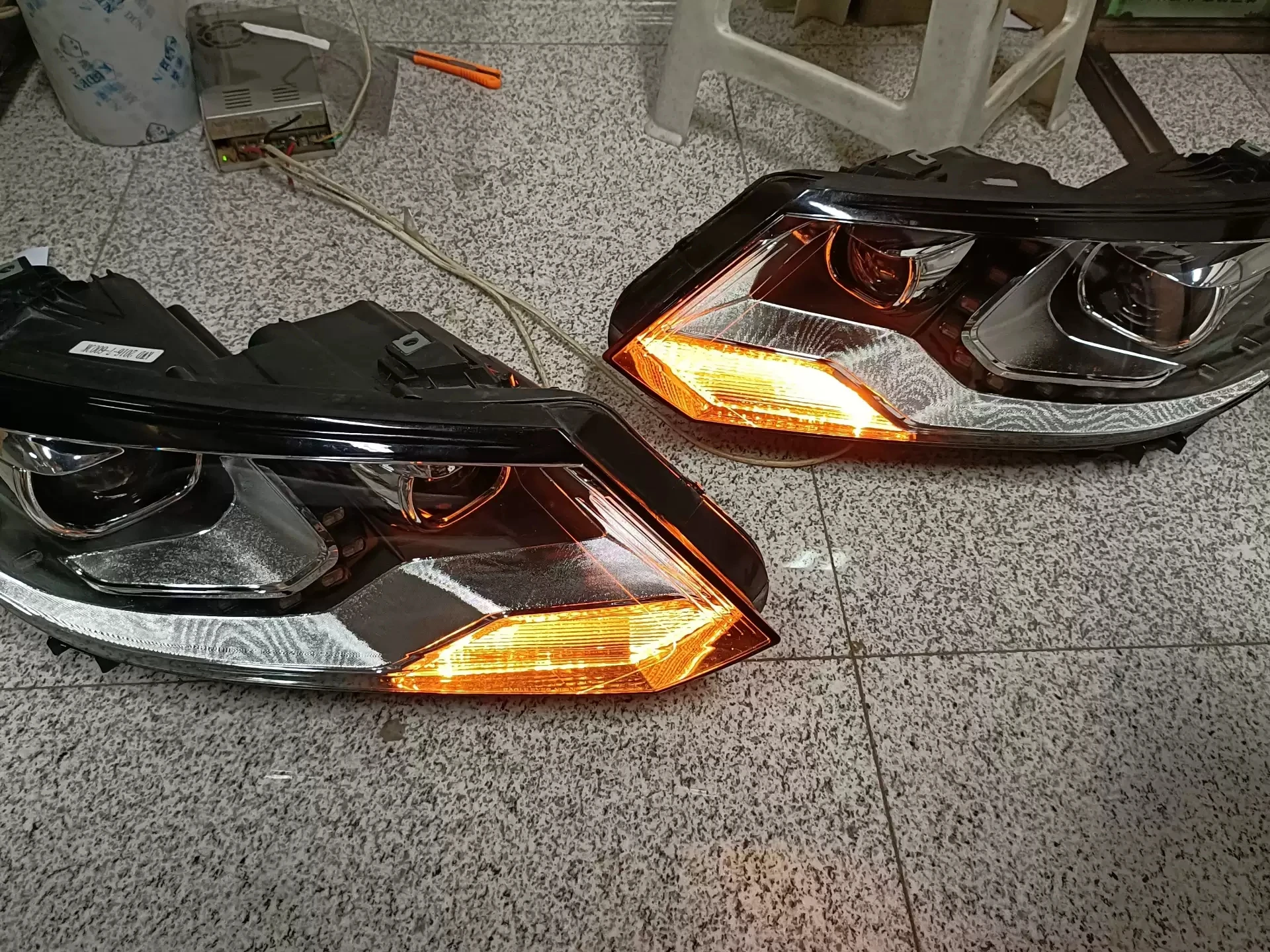 

Автомобильная фасветильник в сборе для Volkswagen vw Tiguan 2013-16, светодиодные дневные ходовые огсветильник, указатели поворота, фара