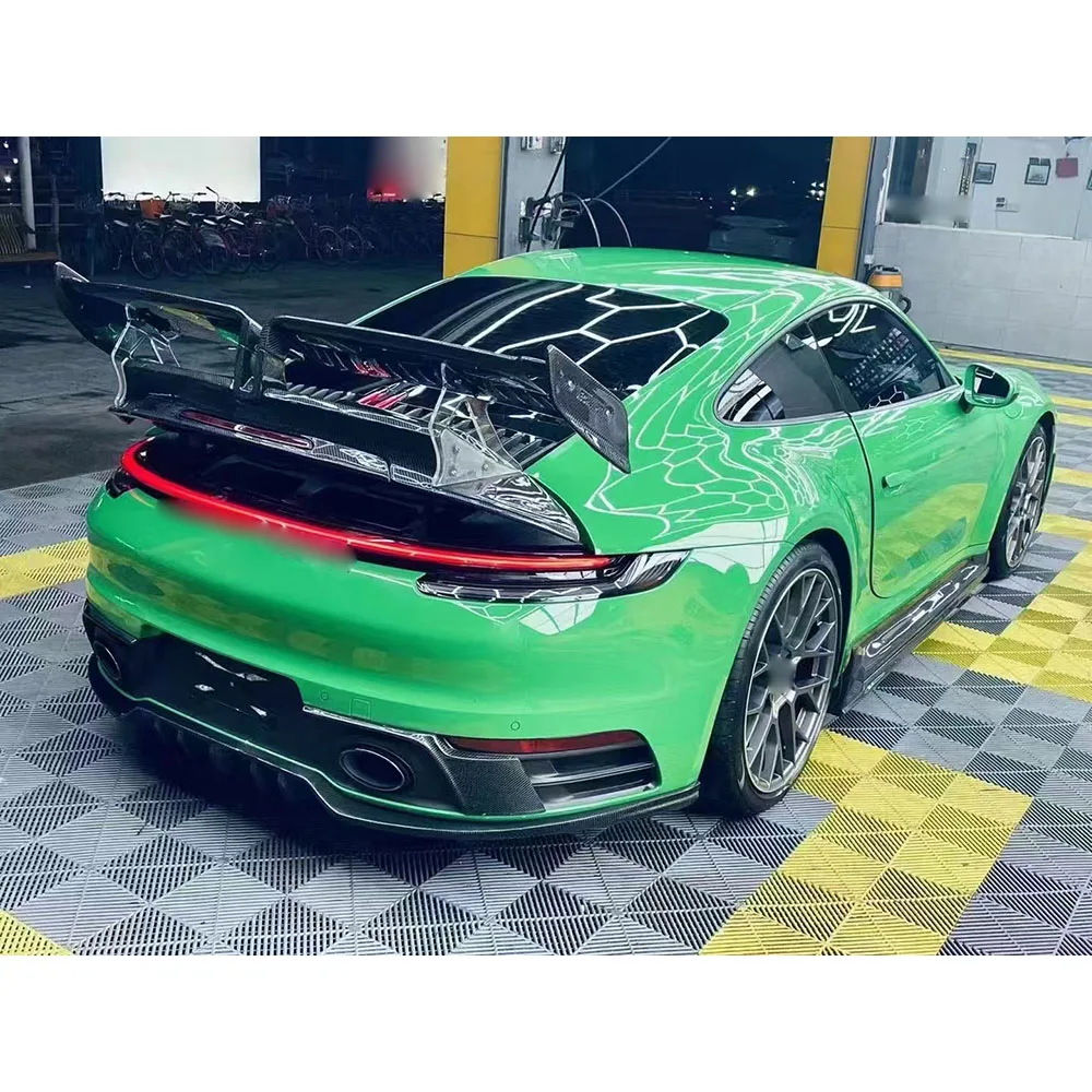 Комплект обвеса JXWANCF из карбона и стеклопластика (FRP) для Porsche 911 992 Sports 2019-2025: передний и задний сплиттеры, диффузор, спойлер, накладки на крылья и боковые пороги (art.: 3920d4e64c2f4) - 3920d4e64c2f4