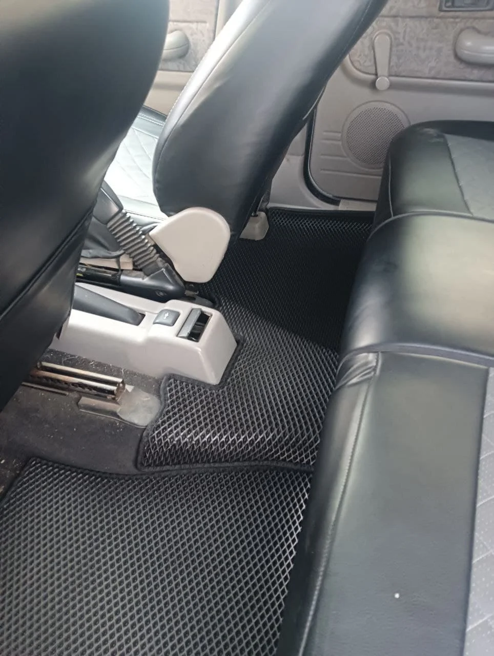 Коврики ЭВА С БОРТАМИ для Ленд Ровер Фрилендер 1 поколение комплект из 5 ковриков