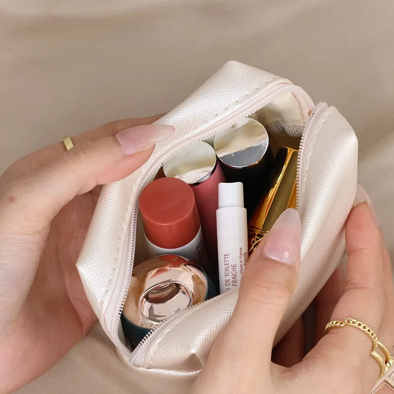 

PU Leather Mini Cosmetic Bag Portable Makeup Bag Wallet Lipstick Storage Pouch Sanitary Cotton Organizer Bag Woman Clutch Bag