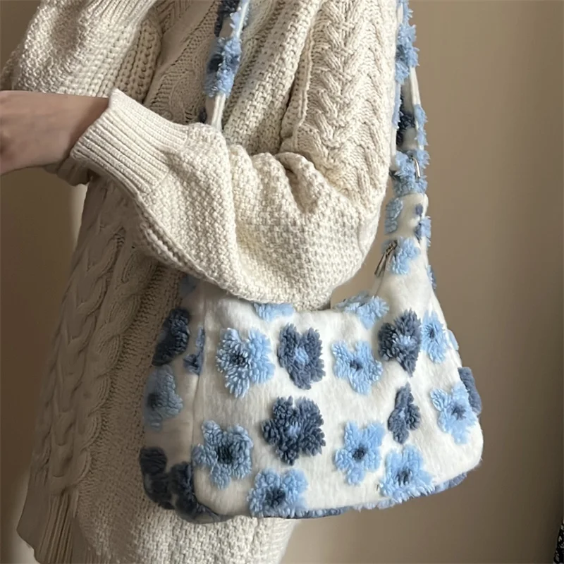 

Faux Lamb Wool Crossbody Bags for Women Soft Plush Flowers Ladies Hobos Shoulder Bag Casual Female Large Capacity Tote Handbags