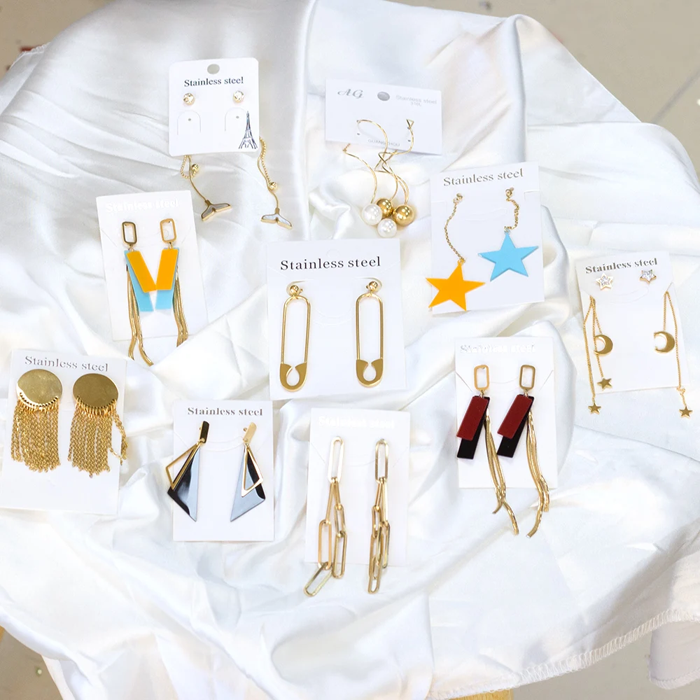 

2023 New Arrival Geometric Tassel Dangle Earrings Anti-Allergies Stars Moon Trendy Earrings For Women/Girls Luxury Accessories