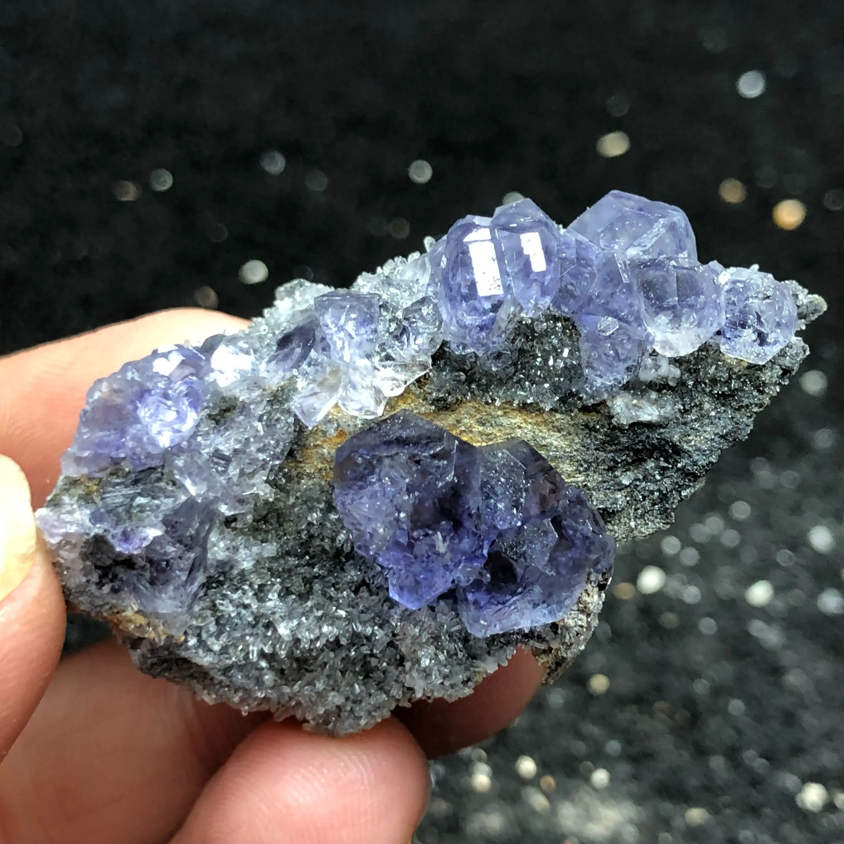 

20 г натуральный фиолетовый флюорит и Кристалл симбиоз минеральная энергия камень aura rock украшение для дома кварцевый драгоценный камень