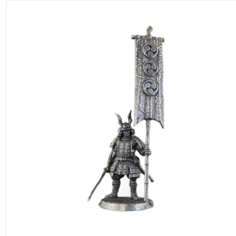 

Медная статуэтка самурая